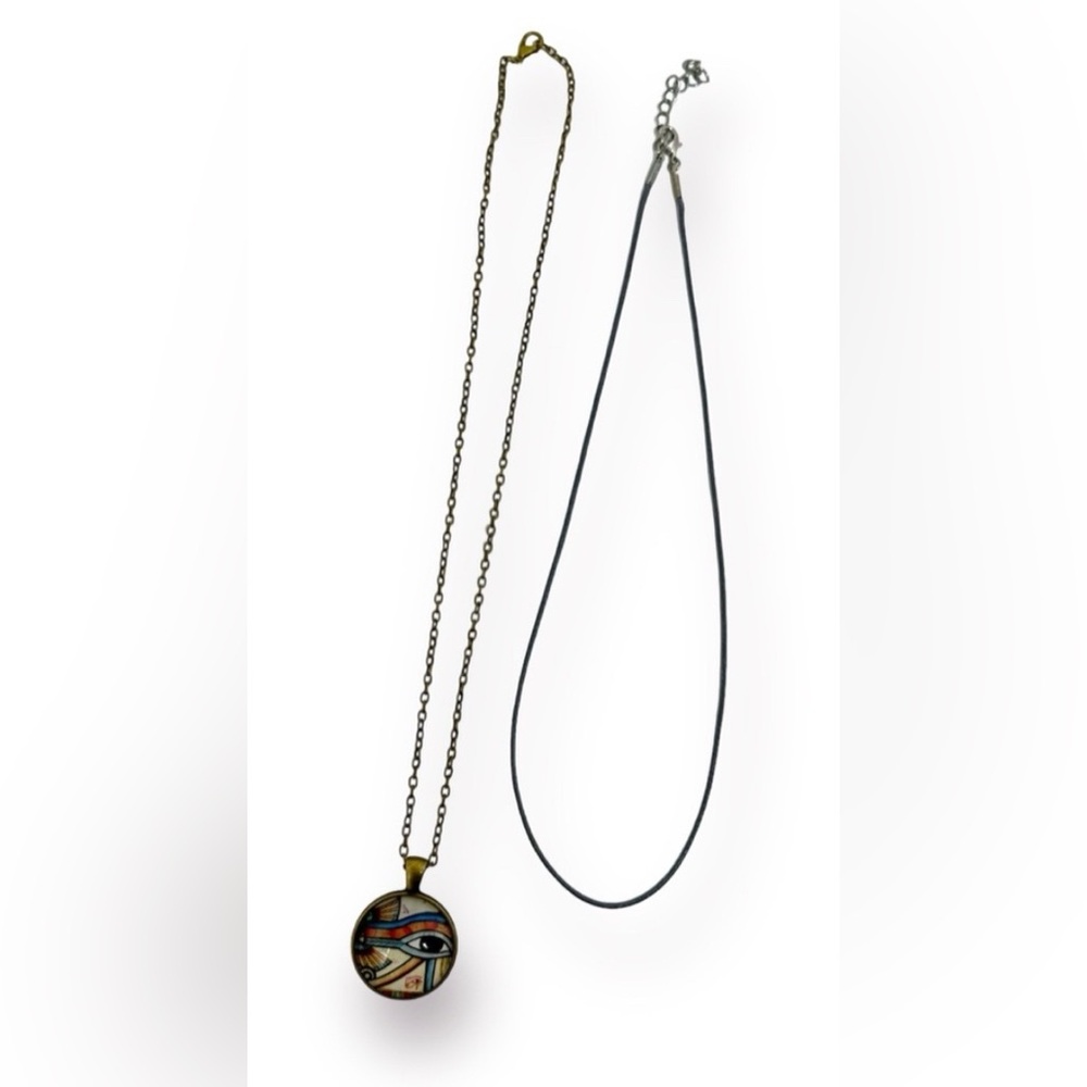 🛍️SALE🛍️ Eye of Horus Pendant Necklace - Picture 8 of 10